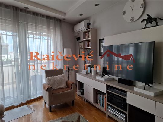 Sa garazom, Djeram, Sabacka, 3.0, 88 m2 sa T i L