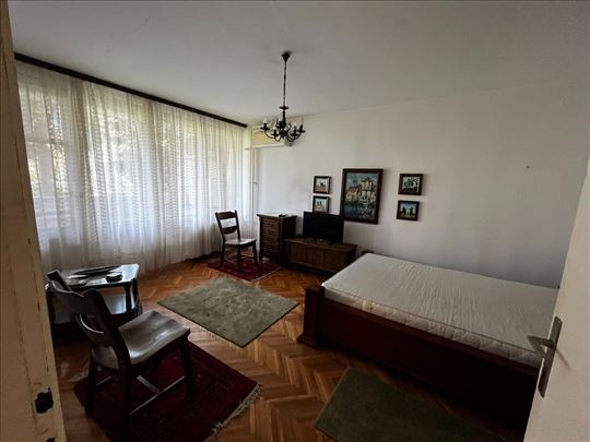 Blok 45, Nehruova, 45m2 