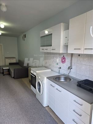 Garsonjera 30m2 Banovo brdo -novo -slobodno 1.jun