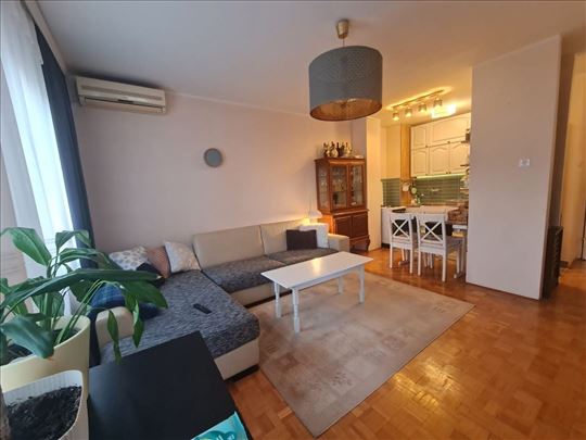 Pet friendly 2.0 stan, 50m2, Pasterova
