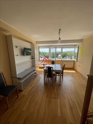 📢PETOSOBAN namešten duplex sa garažom 