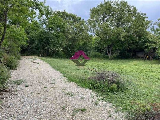 Resnik, plac 13 ari, gradsko građevinsko zemljište