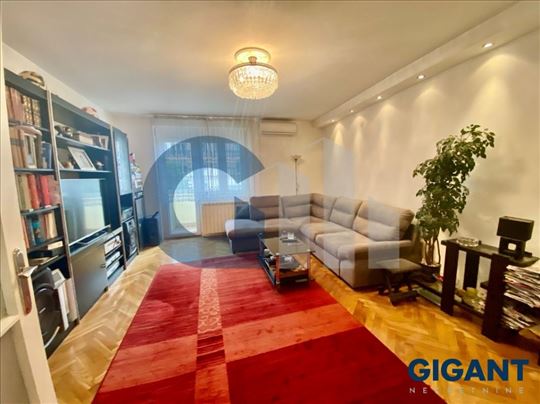 Slavija-P.Mateje, 63m2, III, cg