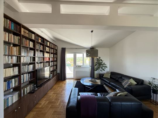Broker - 4 sobe za mnoogo garderobe