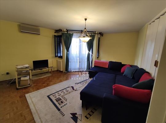 Centar, pogodan za PP, 107m2 ID#10976