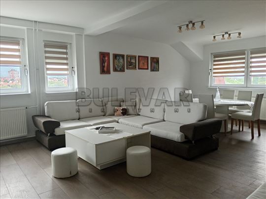 Izdaje se odličan duplex u blizini Delta planet-a,