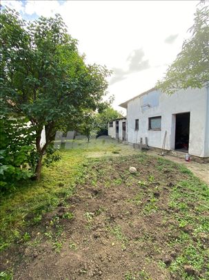 Kuća u Jakovu
