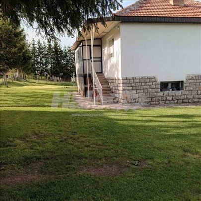 POVOLJNO!!!!PLAC 10 ari i kuća 1/1uknjižena!!