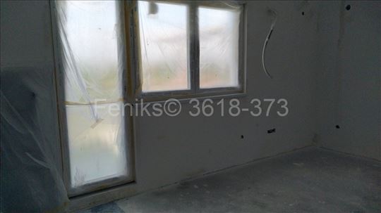 Prodaja 2.5 stana Surčin novogradnja