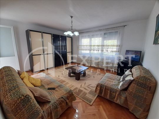 Izdaje se stan u Durlanu, visoko prizemlje, 53m2, 