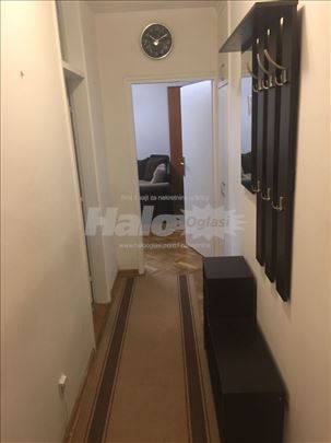 Izdajem jednosoban namesten stan Medakovic II