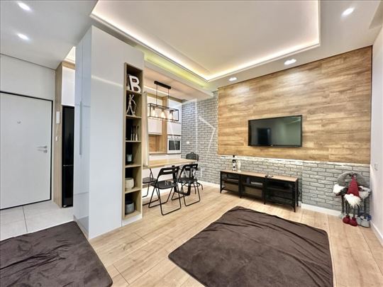 Lekino brdo, 56m2, renoviran, garažno mesto ID#109