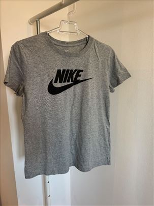 Nike siva majica - M