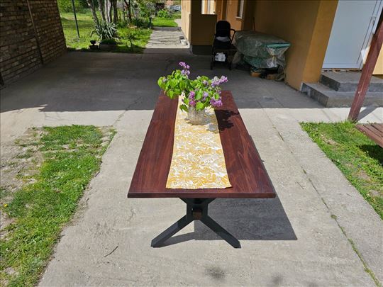 Trpezarijski sto rucni rad puno drvo 180x80