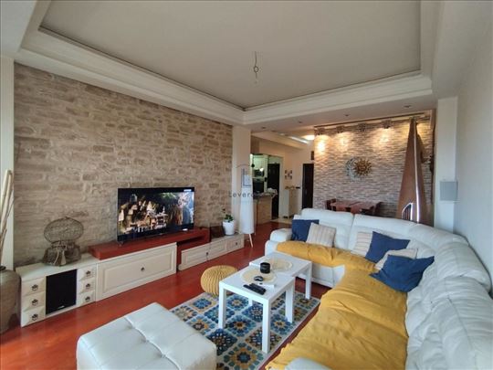 Višnjička Banja, Darinke Jevrić, 70 m2