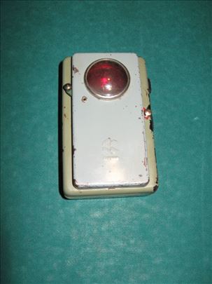 Vojnicka signalna lampa JNA sa baterijom 1