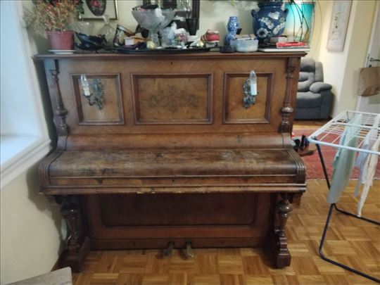 Prodajem pianino Gebruder Stingl Wien iz 1890.