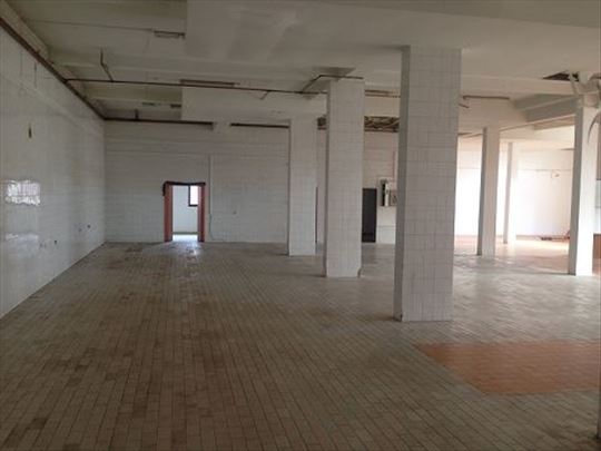 Altina magacin 550m2 