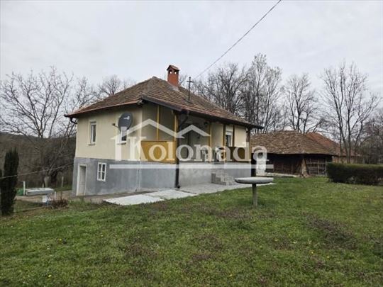Kuća u Rogači na placu od 70 ari, Sopot, Kosmaj ID
