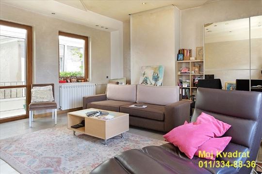 Odličan stan u Knez Mihailovoj, 78m2 + 57m2