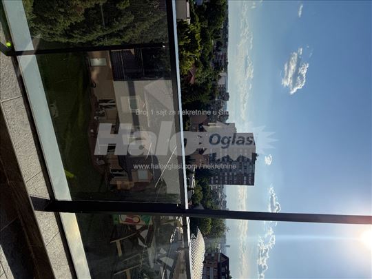 Stan Zvezdara, Zvezdarska suma, kod okretnice