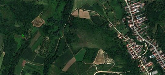 Sviloš voćnjak 126m2 iznad sela HITNO!