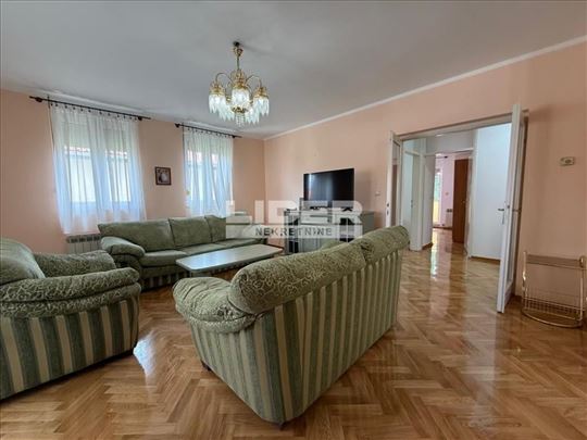 5.0 stan sa garažom i dva parking mesta Dedinje ID