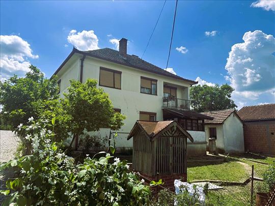 Grocka, Moše Pijade, kuća, 81m2, 6.0, 3,64a plac