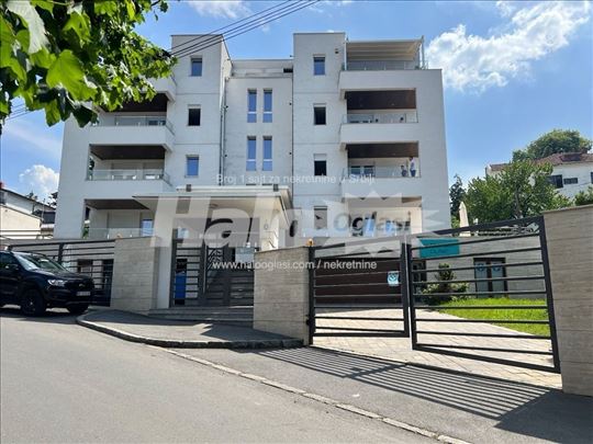 Izdavanje stana Senjak 164m2