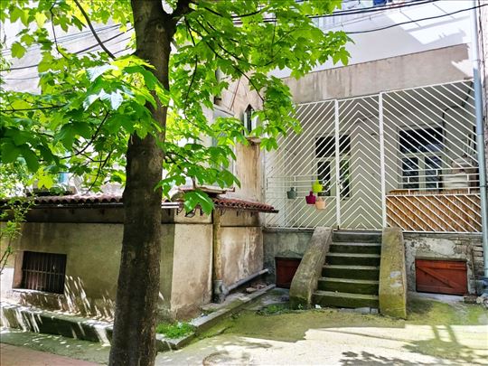 Odličan salonski stan na Terazijama 