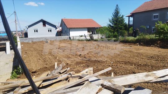 Veliki Mokri Lug, plac od 3,9 ari, uknjižen