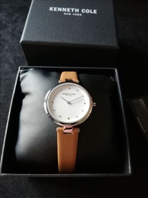 Ženski Kenneth Cole sat,umesto 109 evra, koža, nov