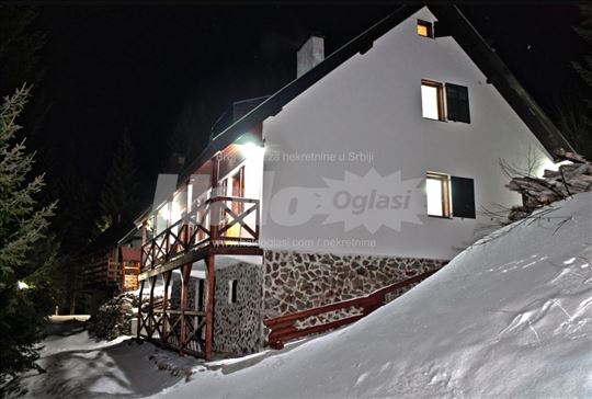 Divna kuca na Kopaoniku u planinskom stilu, Treska