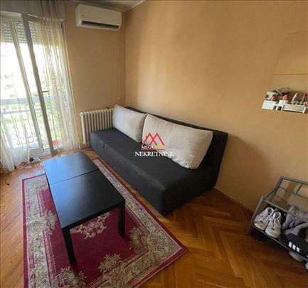 Garsonjera - 20m2 - Bulevar Oslobođenja