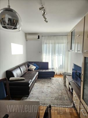 ID#48906, Izdavanje, Stan, Centar, 55 m2