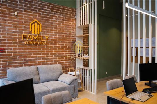 Izdaje se lokal 36m² na Trgu republike – Top lokac