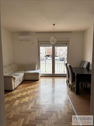 Izdavanje 56m2,  400e