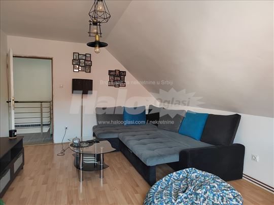 Kumodraz ,Zivojina Zivojinovica 100 m2 ,renoviran 