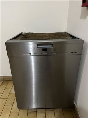 Miele masina za sudove, na prodaju