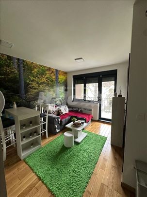 Na prodaju apartman