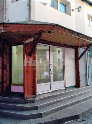 STROGI CENTAR, glavna ulica i pijaca istovremeno