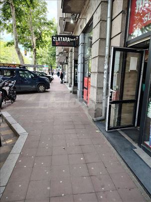 Vracar kod Kalenica pijace 