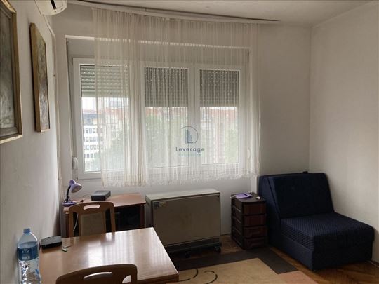 Ekonomski fakultet, Gavrila Principa, 24 m2