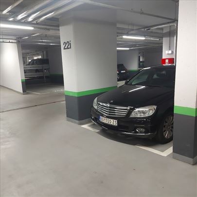 Novi Beograd  - A Blok, IV faza , garažno mesto