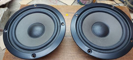 PIONEER basevi na 8 oma rade