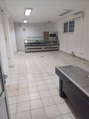 Sopot, Mala Ivanča, lokal 450m2