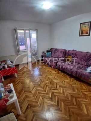 Stan u kući 86m2,1.sprat, kod Niške pivare