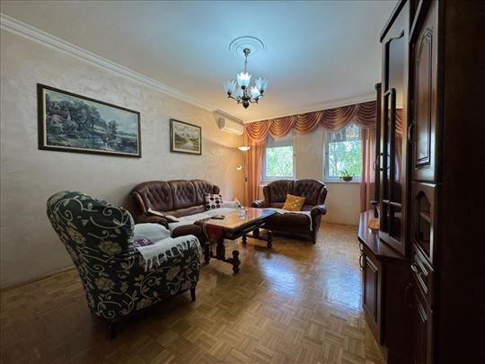 3.5 stan za porodicu, Nedeljka Gvozdenovića ID#214