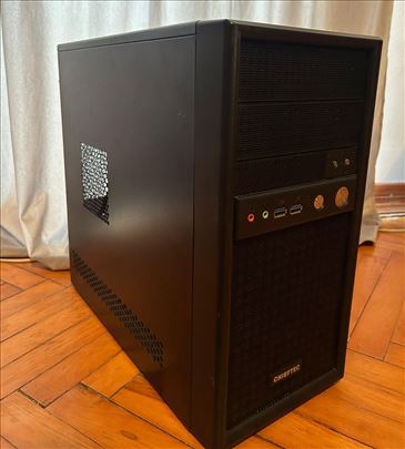 Gejming  racunar i7 2600/16GB/RX 5