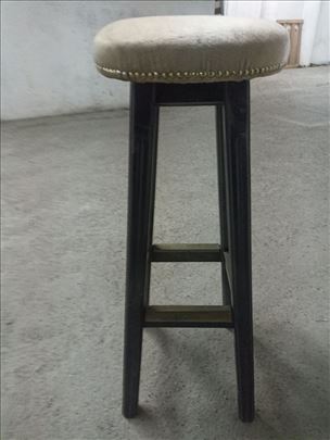 Stolica za šank puno drvo